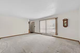 3507 Packard Pkwy, Rockford, IL 61101 - Photo 6