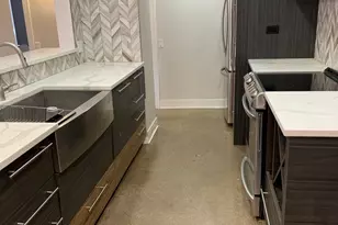 5050 S East End Ave, Chicago, IL 60615 - Photo 16