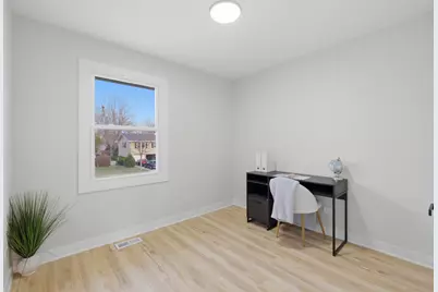 1450 Meyer Road, Hoffman Estates, IL 60169 - Photo 12