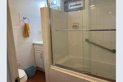 5215 W Church Street, Skokie, IL 60077 - Photo 10