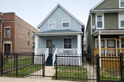 5444 W Walton Avenue, Chicago, IL 60651 - Photo 2