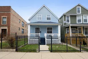 5444 W Walton Ave, Chicago, IL 60651 - Photo 1