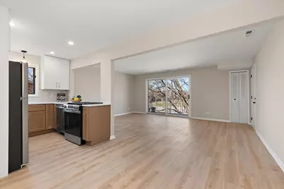 3709 W 119th Street #112, Alsip, IL 60803 - Photo 8