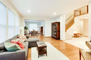 2304 Sarazen Dr, Vernon Hills, IL 60061 - Photo 4