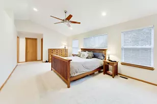 2304 Sarazen Dr, Vernon Hills, IL 60061 - Photo 16