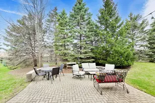 2304 Sarazen Dr, Vernon Hills, IL 60061 - Photo 24