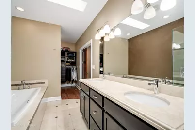 1038 Hayes Avenue, Oak Park, IL 60302 - Photo 16