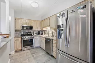 6443 Clarendon Hills Rd, Willowbrook, IL 60527 - Photo 6