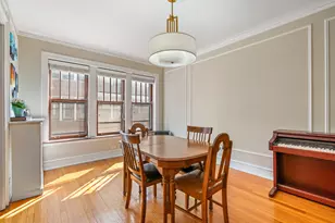 721 Hinman Ave, Evanston, IL 60202 - Photo 6