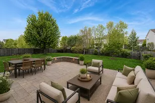 2984 Shamrock Cir, Elgin, IL 60124 - Photo 32
