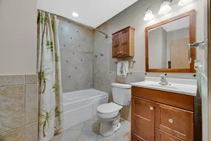418 Earl Ave, Joliet, IL 60436 - Photo 20