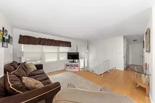 3226 Everglade Ave, Woodridge, IL 60517 - Photo 10