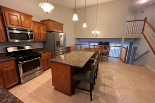 402 Chestnut Ln, Beecher, IL 60401 - Photo 2