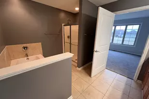 402 Chestnut Ln, Beecher, IL 60401 - Photo 12