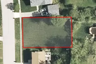 18961 Keeler Ave, Country Club Hills, IL 60478 - Photo 1