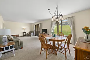 603 Waters Edge Dr, McHenry, IL 60050 - Photo 6