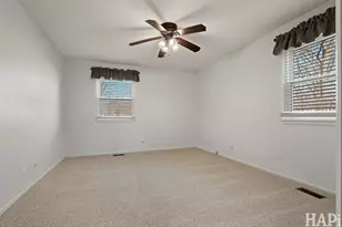 2404 Mallow Ct, Schaumburg, IL 60194 - Photo 14