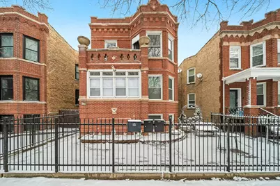 3936 W Cornelia Avenue, Chicago, IL 60618 - Photo 1