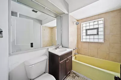 3936 W Cornelia Avenue, Chicago, IL 60618 - Photo 14