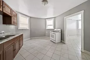 3936 W Cornelia Ave, Chicago, IL 60618 - Photo 30