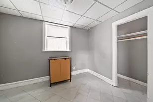 3936 W Cornelia Ave, Chicago, IL 60618 - Photo 26