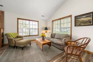 2105 Waterbury Ln W, Sycamore, IL 60178 - Photo 8