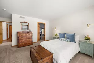2105 Waterbury Ln W, Sycamore, IL 60178 - Photo 20