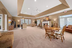 2105 Waterbury Ln W, Sycamore, IL 60178 - Photo 36