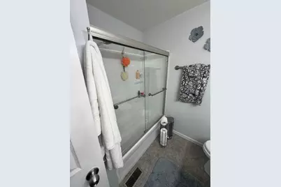 360 Meadow Court #360, Vernon Hills, IL 60061 - Photo 18