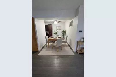 4819 W 109th Street #302, Oak Lawn, IL 60453 - Photo 4