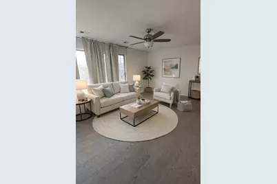 4819 W 109th Street #302, Oak Lawn, IL 60453 - Photo 2