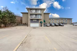 3305 Sunset Ave, Waukegan, IL 60087 - Photo 2