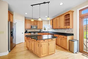 3520 Bunker Hill Dr, Algonquin, IL 60102 - Photo 14
