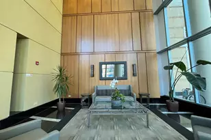 345 N La Salle Dr, Chicago, IL 60654 - Photo 2