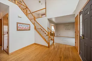 1852 Maple Glen Dr, Plainfield, IL 60586 - Photo 2