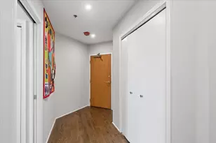 161 W Harrison St, Chicago, IL 60605 - Photo 2