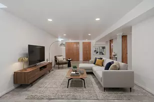 2407 Valley Dr, Lindenhurst, IL 60046 - Photo 20