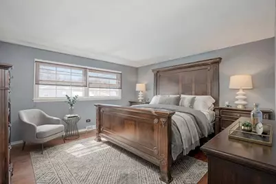 2407 Valley Drive, Lindenhurst, IL 60046 - Photo 14