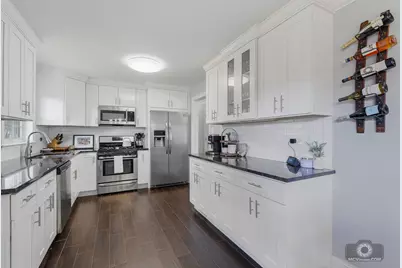 16240 Debra Drive, Oak Forest, IL 60452 - Photo 10