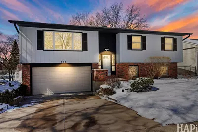 496 Raupp Boulevard, Buffalo Grove, IL 60089 - Photo 2