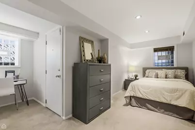 724 W Grace Street #1, Chicago, IL 60613 - Photo 20