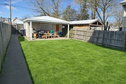 2046 N Narragansett Avenue, Chicago, IL 60639 - Photo 10