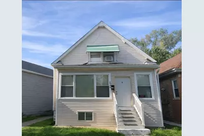 2046 N Narragansett Avenue, Chicago, IL 60639 - Photo 1
