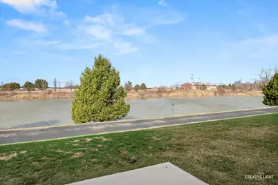 8637 Foxborough Way, Joliet, IL 60431 - Photo 18