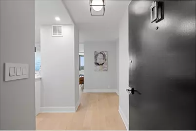 1560 N Sandburg Terrace #4011J, Chicago, IL 60610 - Photo 2