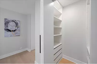 1560 N Sandburg Terrace #4011J, Chicago, IL 60610 - Photo 14