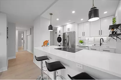 1560 N Sandburg Terrace #4011J, Chicago, IL 60610 - Photo 10