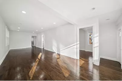 9328 S Paxton Avenue, Chicago, IL 60617 - Photo 2