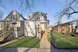 9328 S Paxton Ave, Chicago, IL 60617 - Photo 1