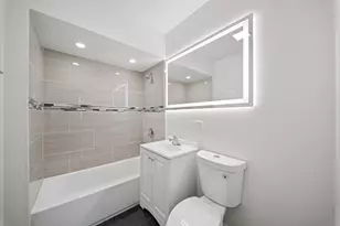 9328 S Paxton Ave, Chicago, IL 60617 - Photo 6